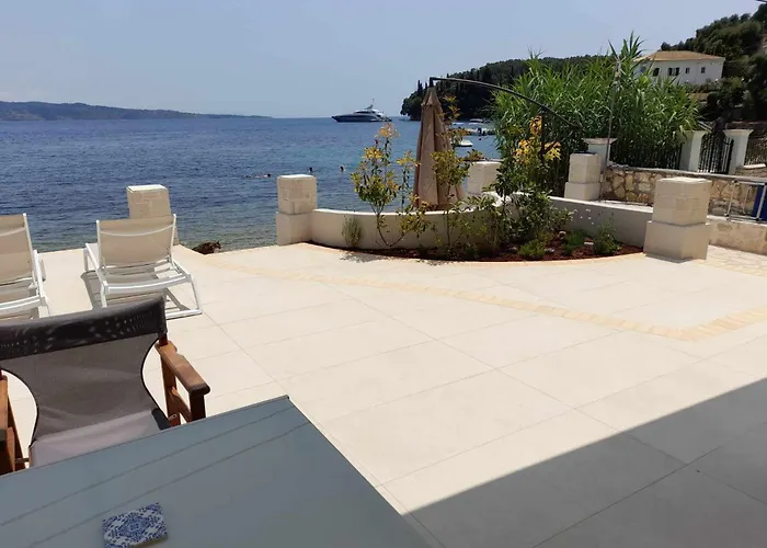 Elsi Lower * Kalami (Corfu)