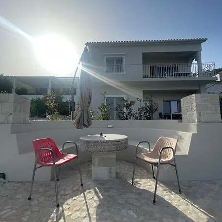 Elsi Lower Kalami (Corfu)